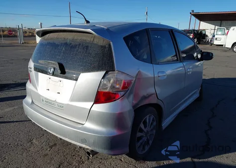 2013 Honda Fit Sport из США, поврежденный, VIN JHMGE8H51DC012630